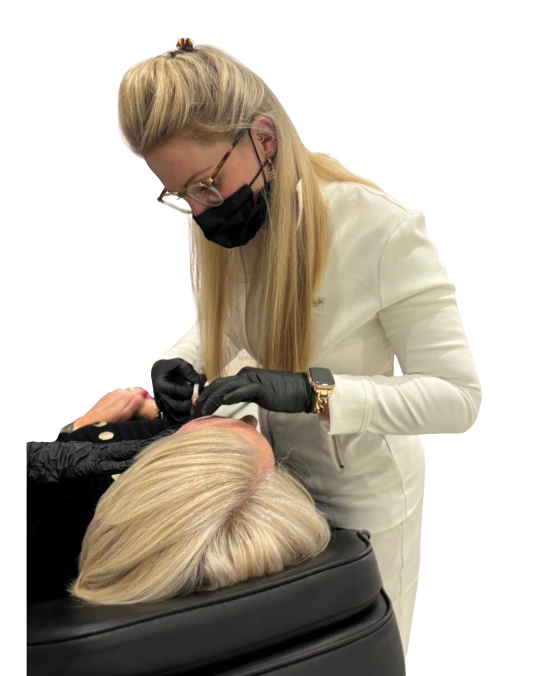 Victoria carrying out a carefully planned injectable treatment at VIP Cosmedics